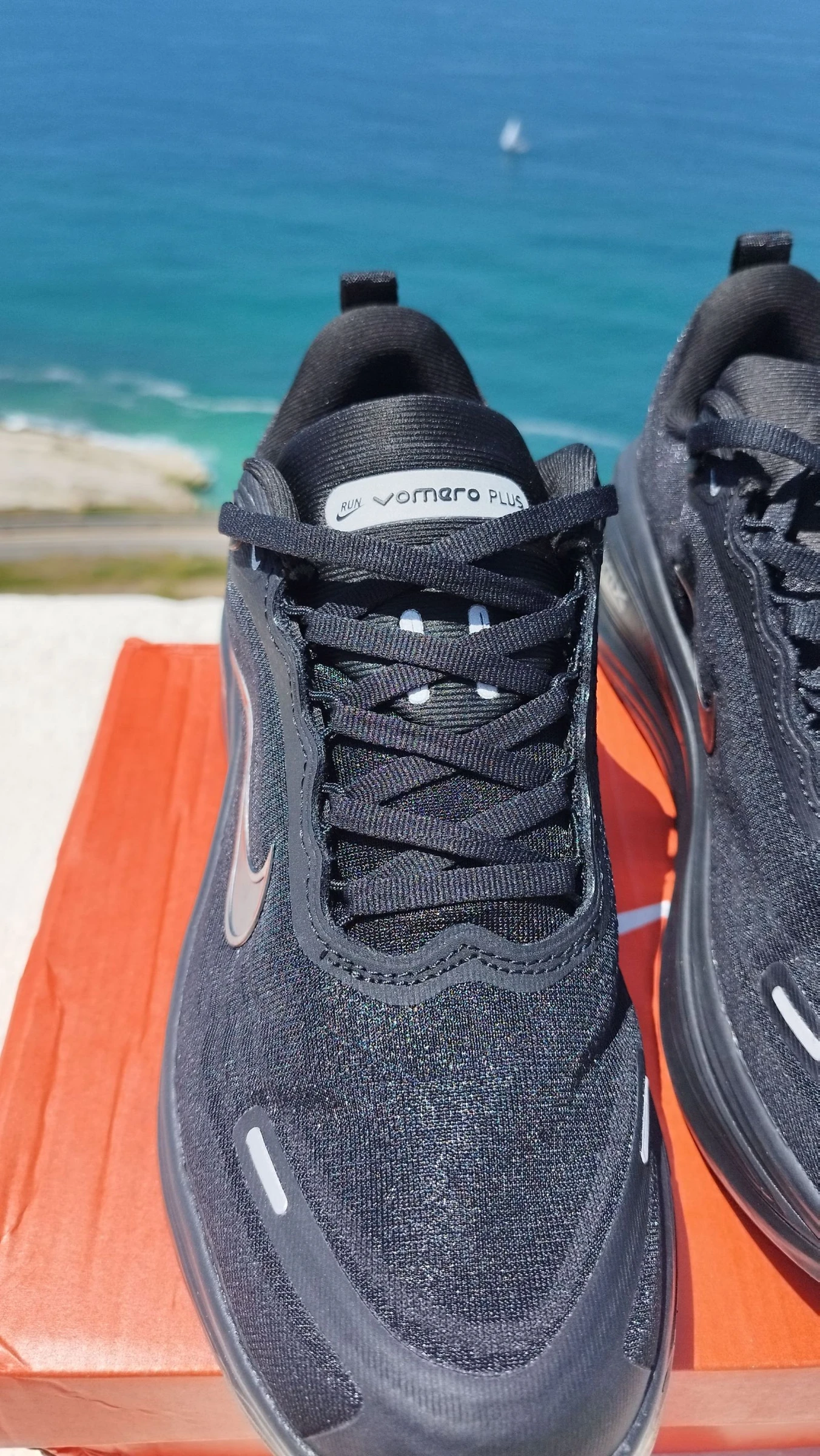 Tenis Vomero Plus – photo 3